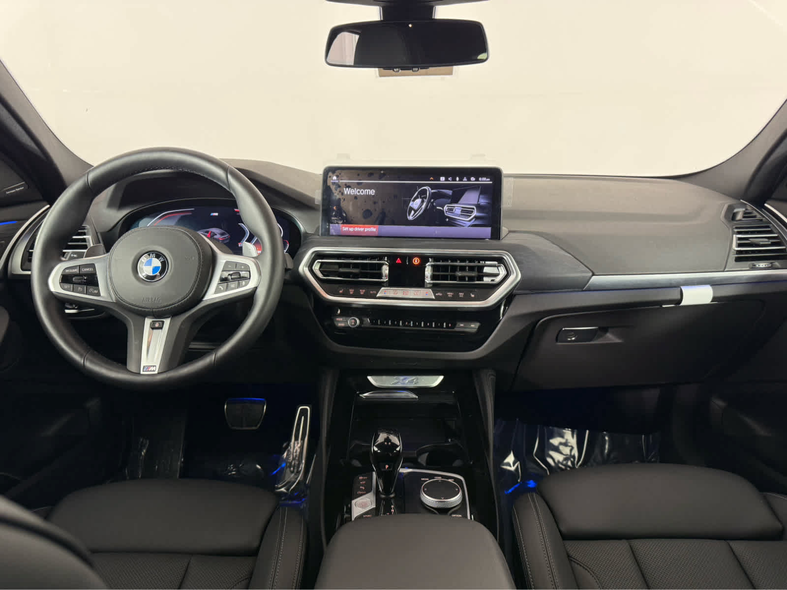 Certified 2025 BMW X4 xDrive30i w/ Premium Package AWD/4WD image 11