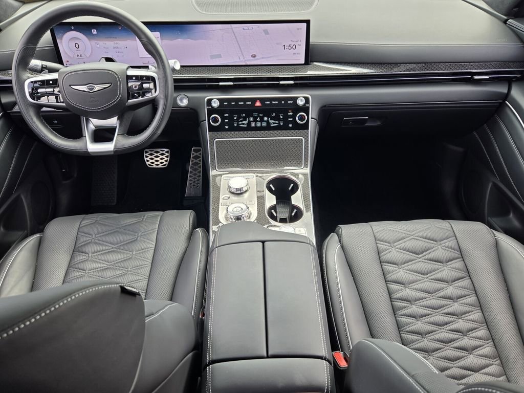 Used 2025 Genesis GV80 3.5T e-SC image 12
