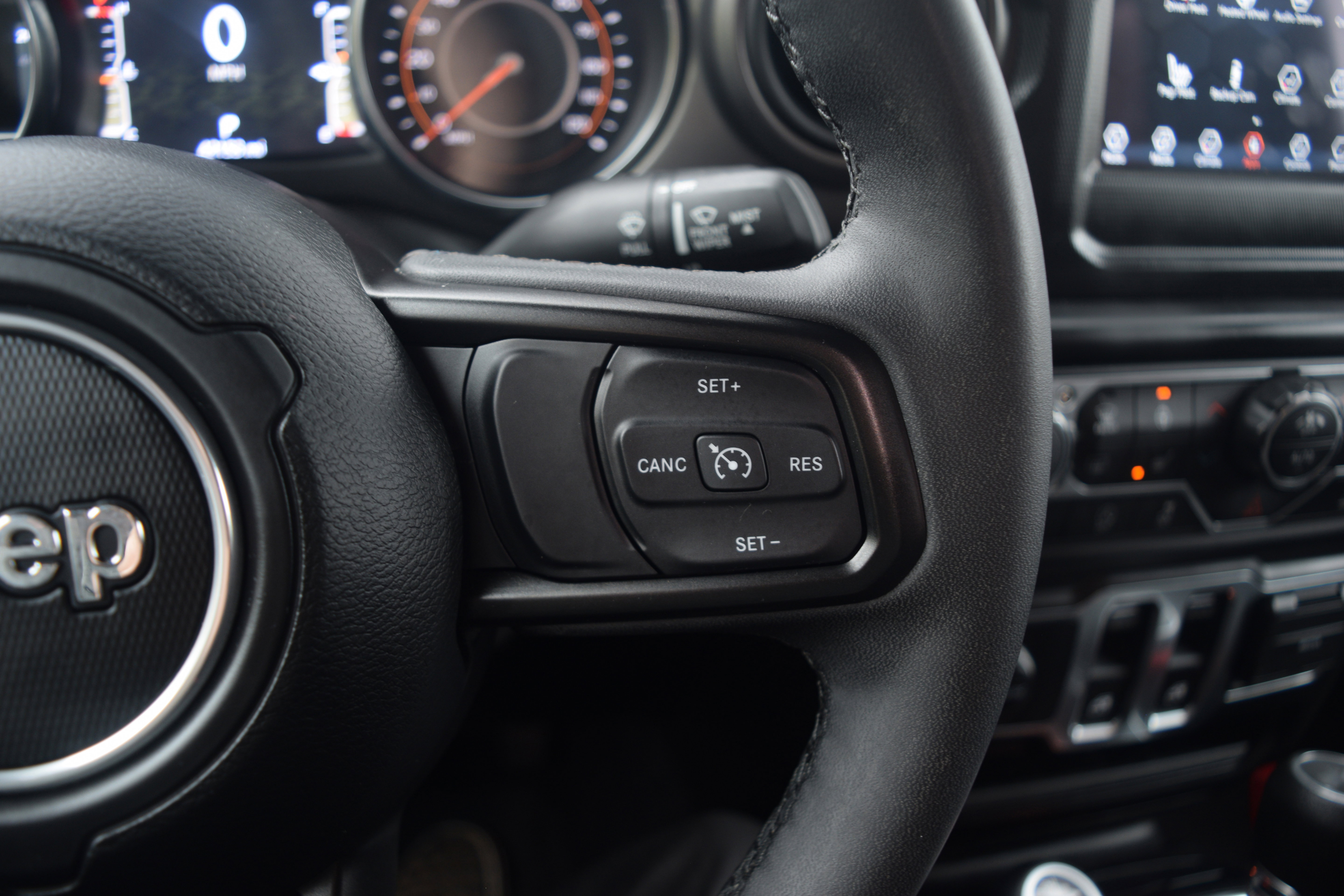 Used 2023 Jeep Wrangler Sport S image 5