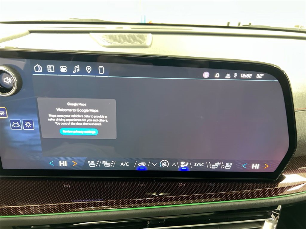 New 2026 Chevrolet Traverse RS w/ LPO, Floor Liner Package image 14