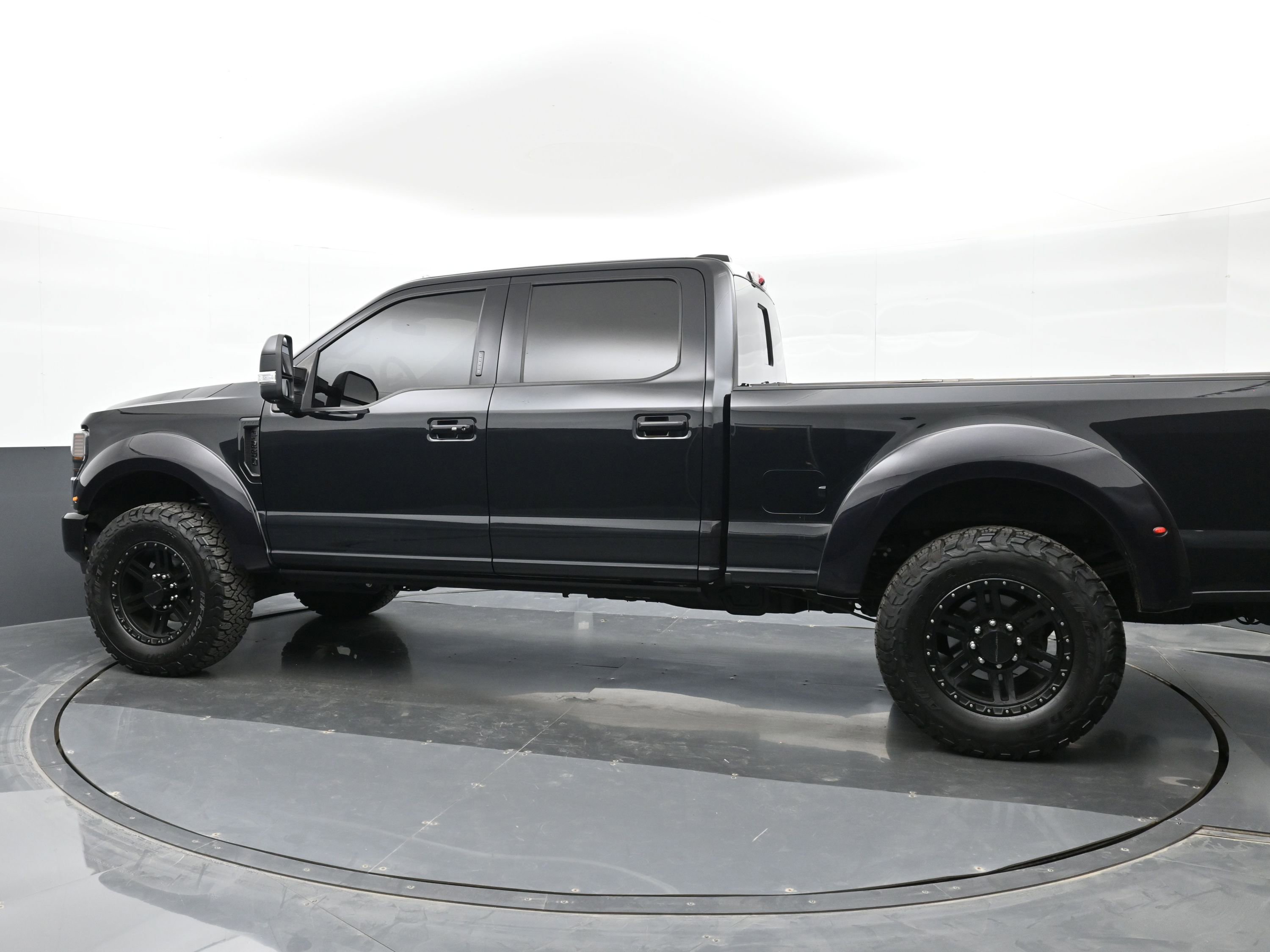 Used 2020 Ford F250 Lariat AWD/4WD image 9