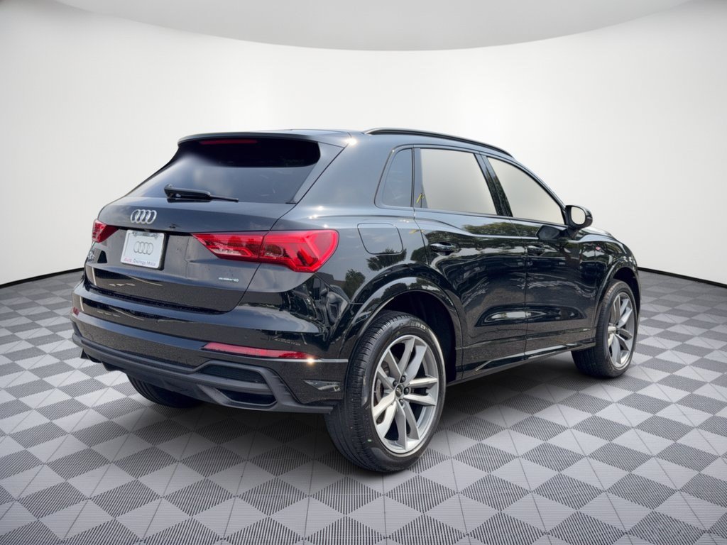 Used 2023 Audi Q3 2.0T Premium w/ Black Optic Sport Package AWD/4WD image 9