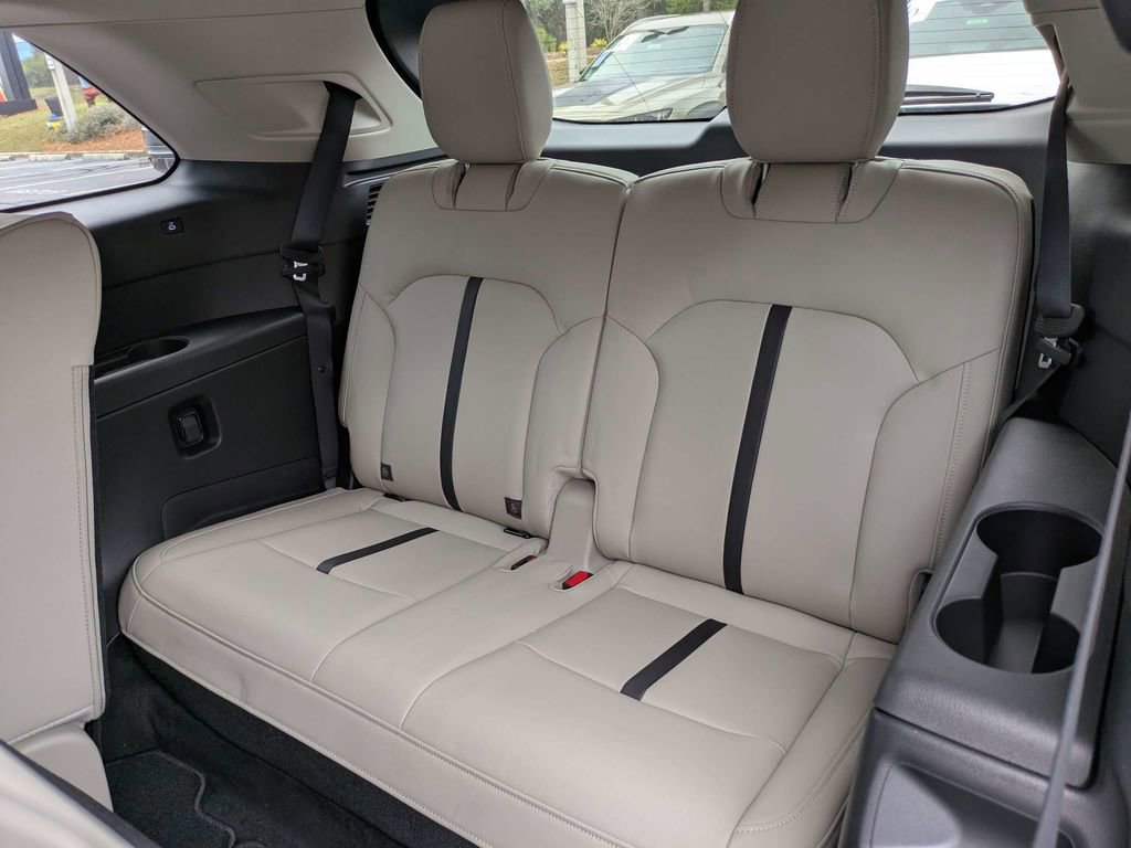 New 2026 MAZDA CX-90 Plug-In Hybrid w/ Preferred image 18