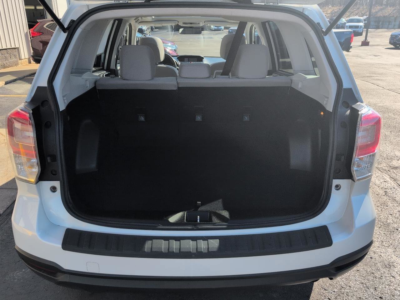 Used 2017 Subaru Forester 2.5i Premium w/ All-Weather Package image 13