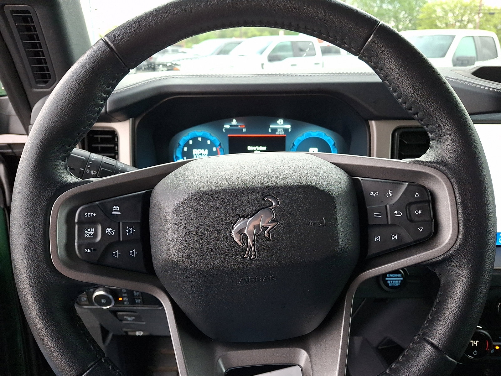 Used 2025 Ford Bronco Outer Banks AWD/4WD image 21
