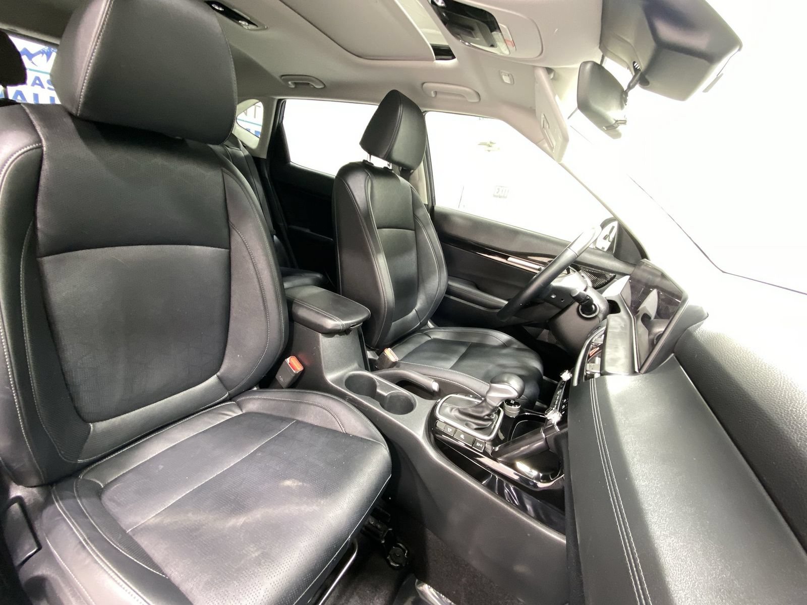 Used 2024 Kia Seltos EX AWD/4WD image 25
