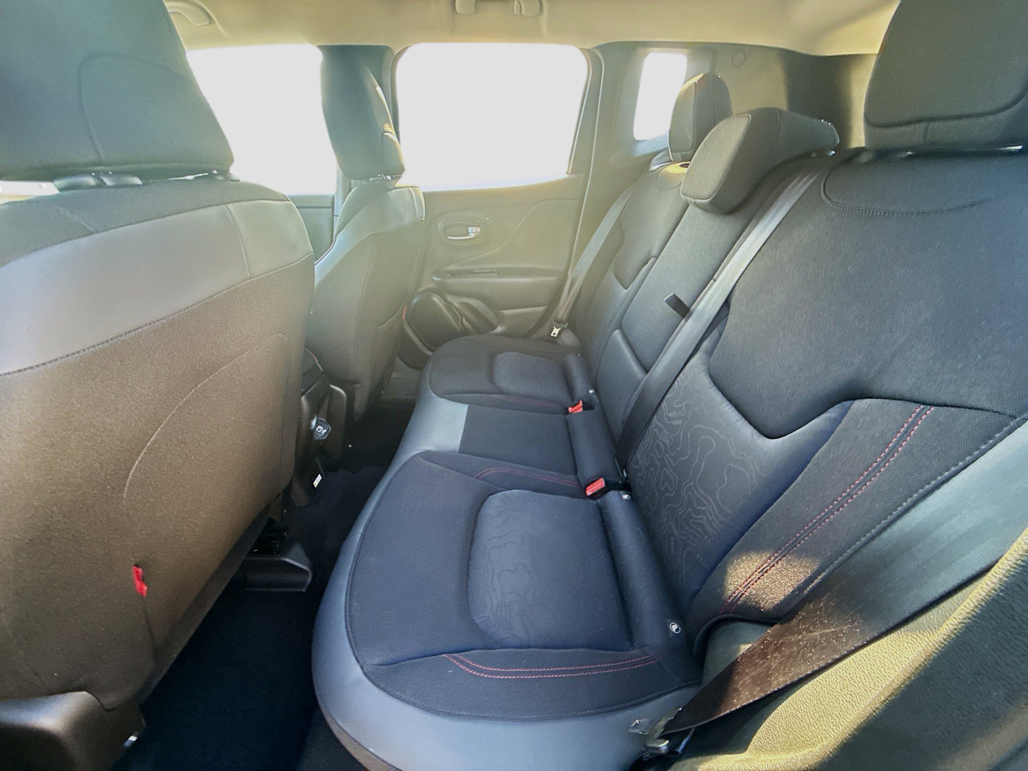 Used 2022 Jeep Renegade Trailhawk image 23