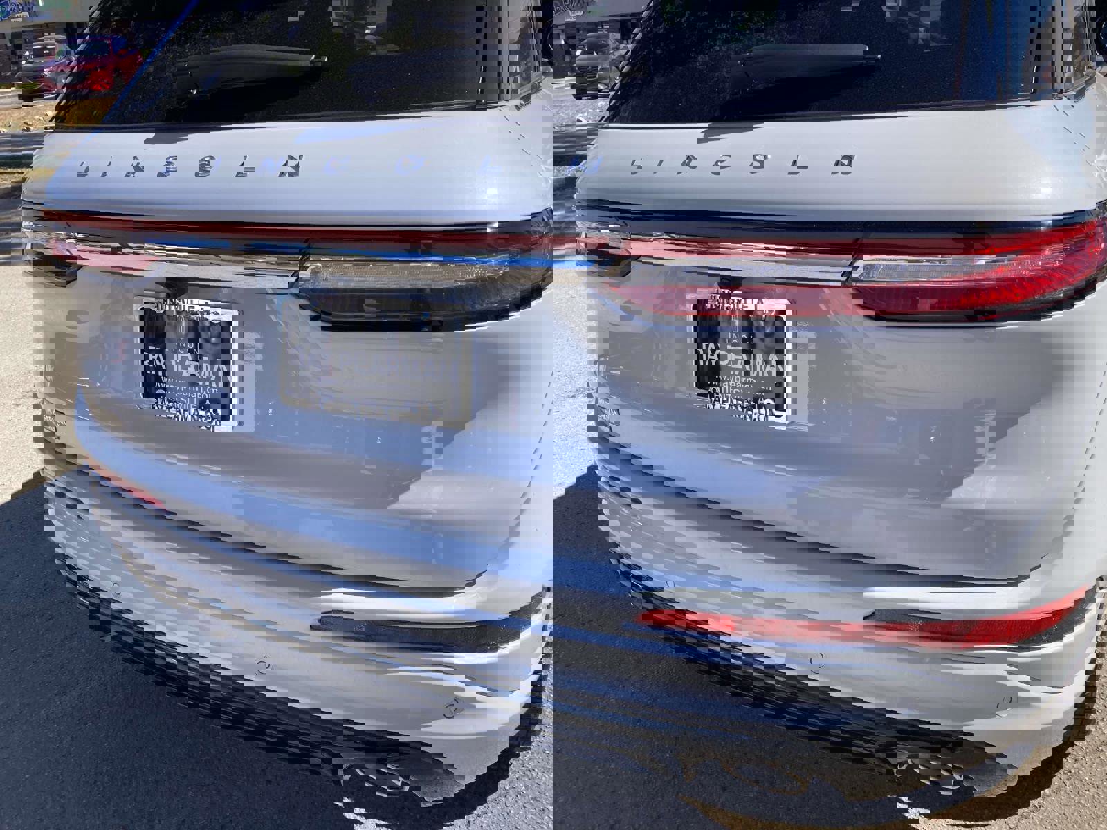 New 2026 Lincoln Corsair Premiere image 4