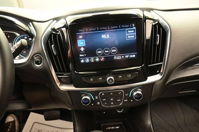 Used 2023 Chevrolet Traverse LT FWD image 10