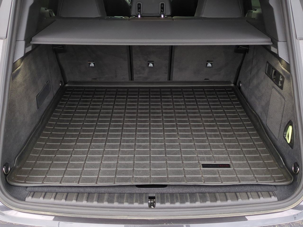 Used 2023 BMW iX xDrive50 w/ Sport Package image 24