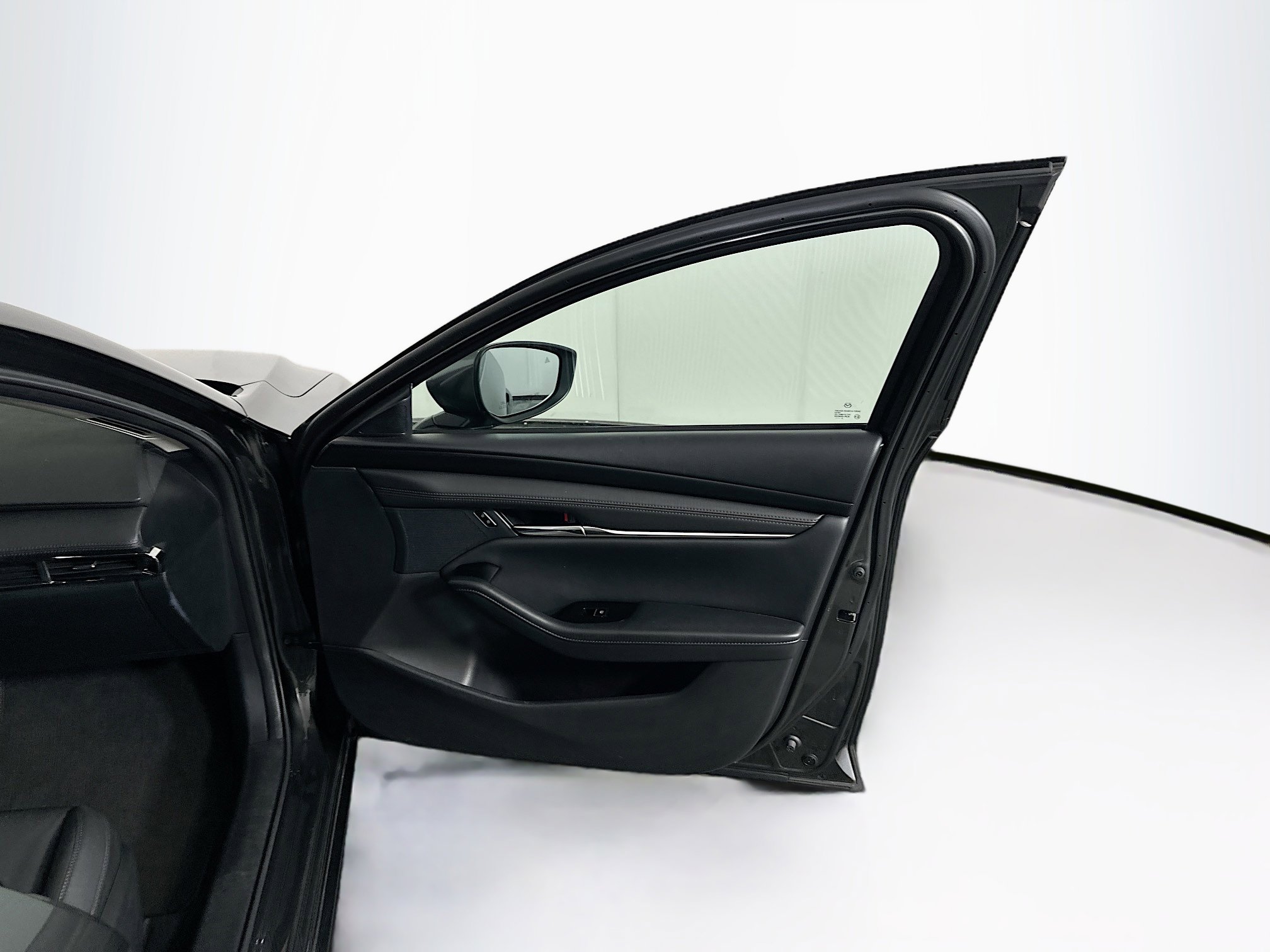 Used 2025 MAZDA MAZDA3 s image 33