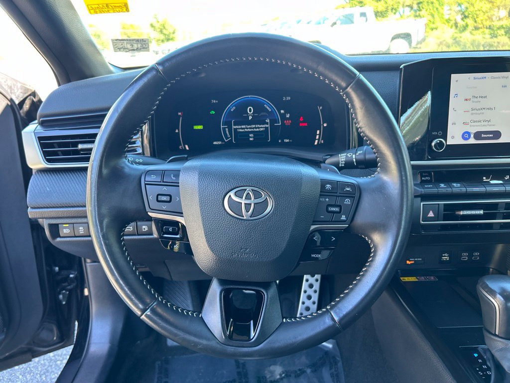 Certified 2025 Toyota Camry SE FWD image 14