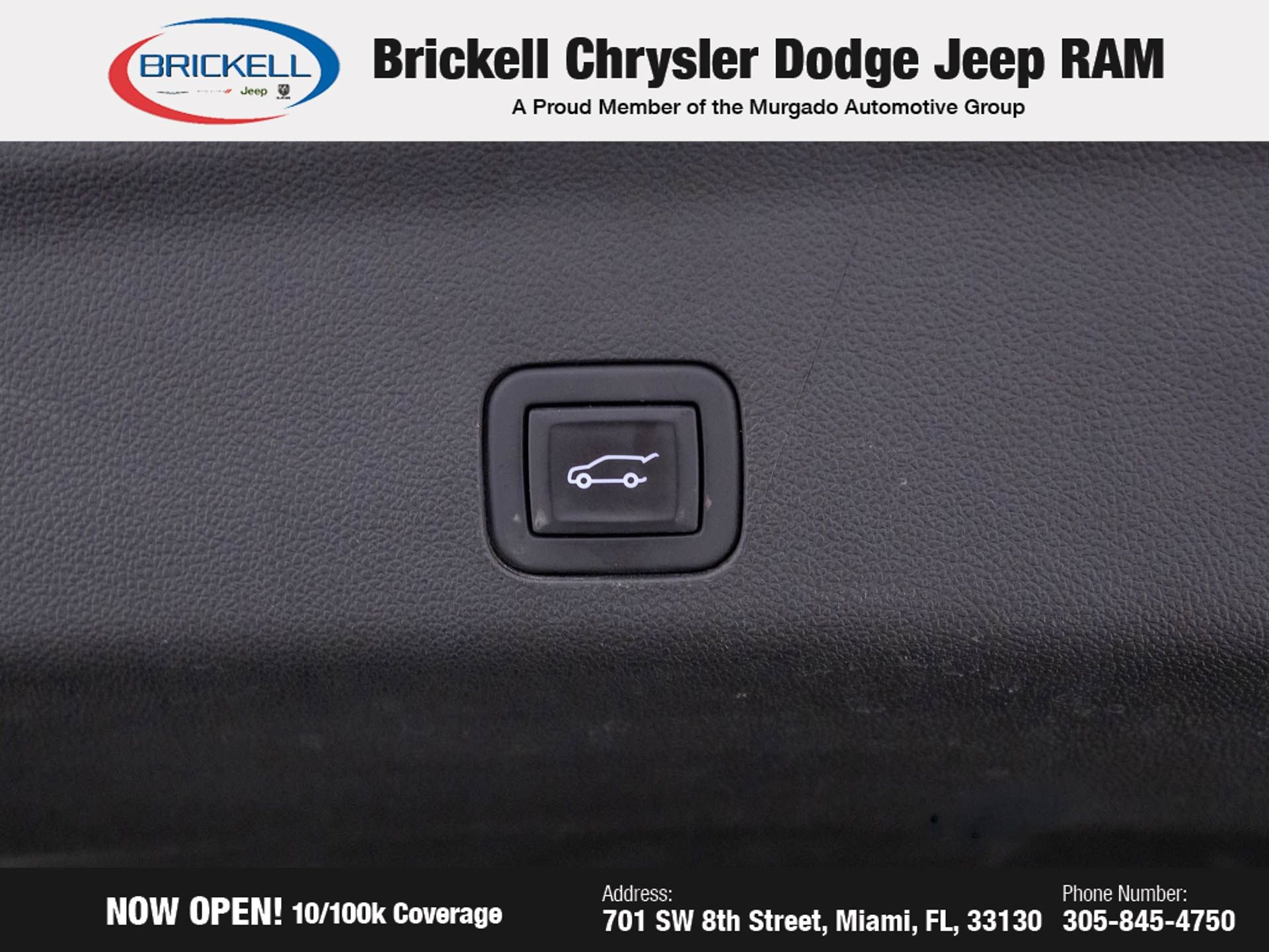 Used 2023 GMC Yukon XL Denali image 33