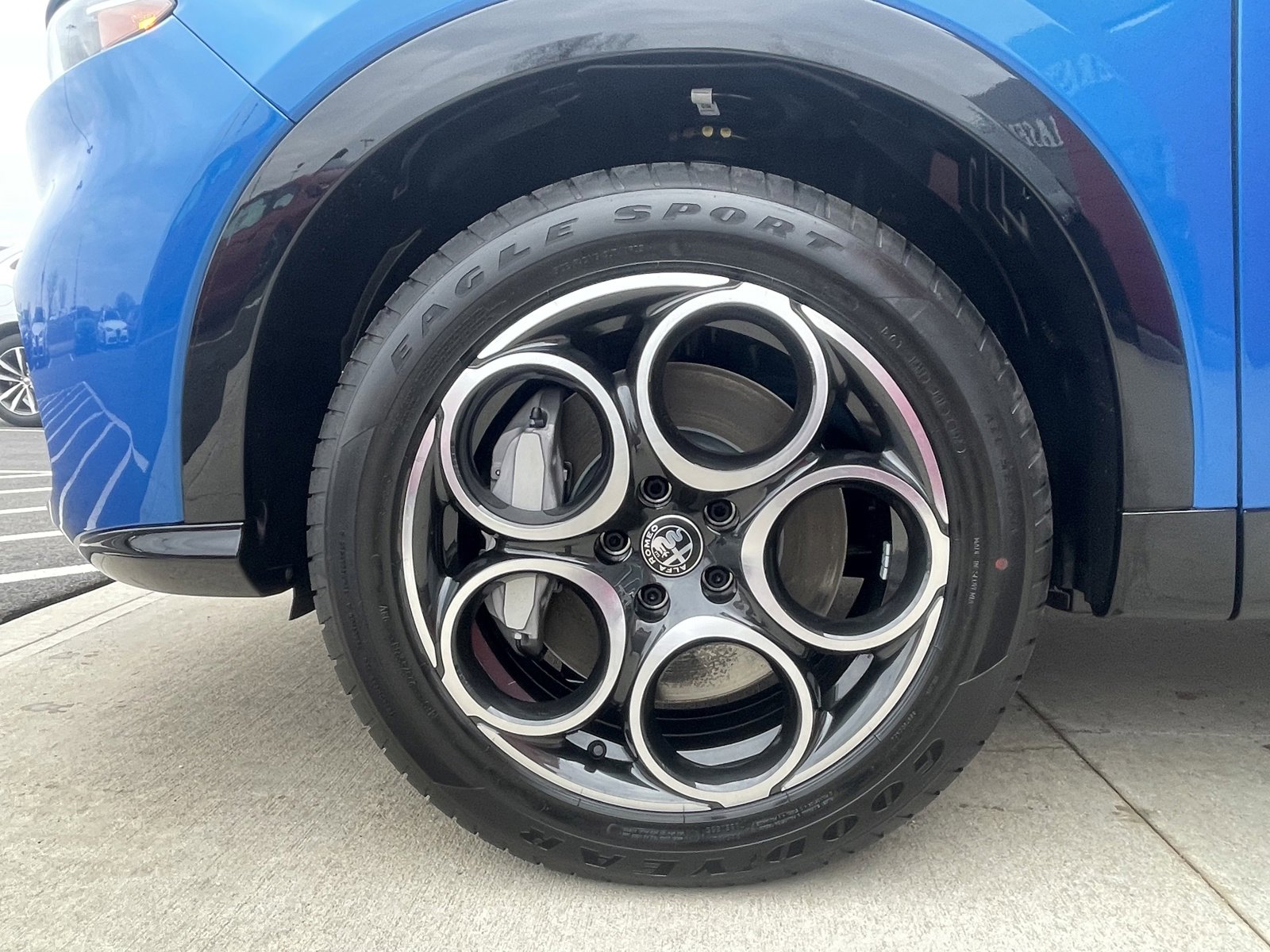 New 2025 Alfa Romeo Tonale image 7