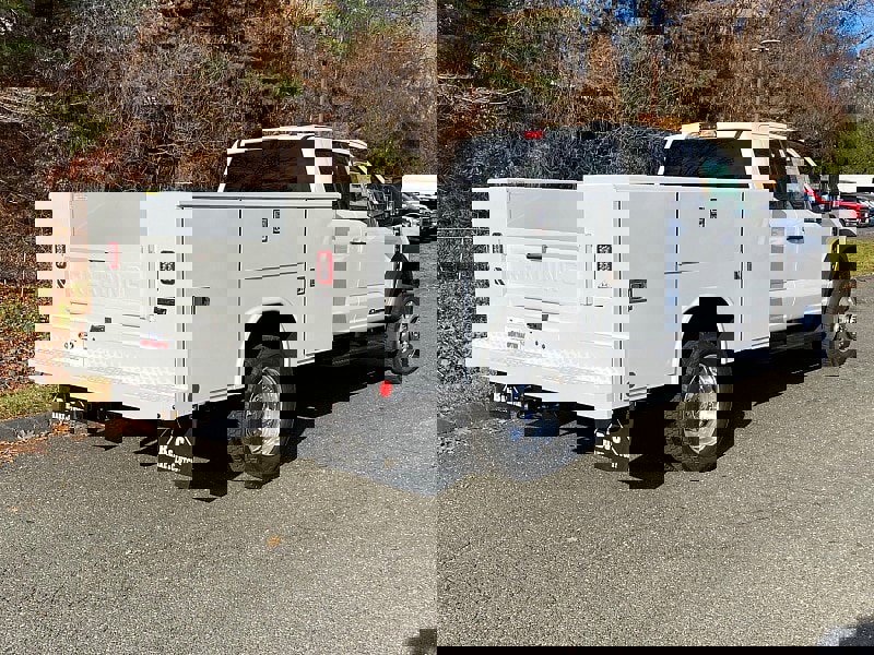 New 2026 Ford F450 XLT w/ XLT Value Package image 9