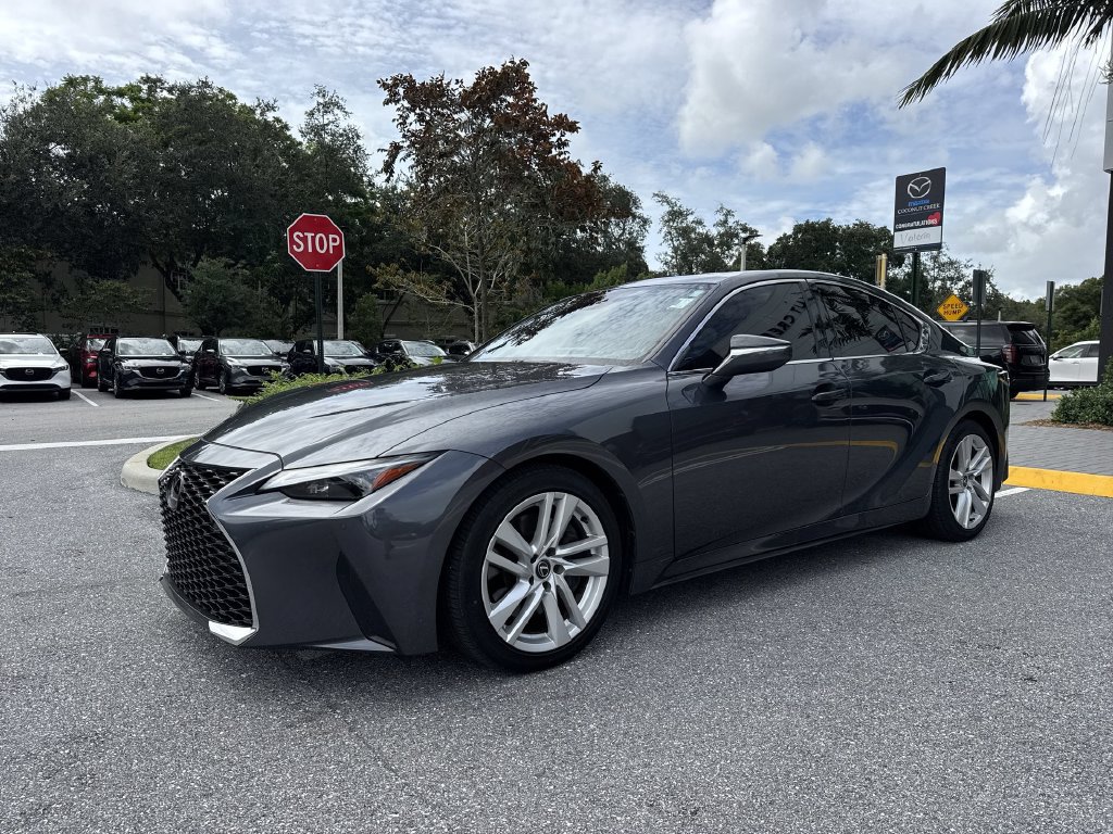 Used 2023 Lexus IS 300 w/ Comfort Package RWD image 28