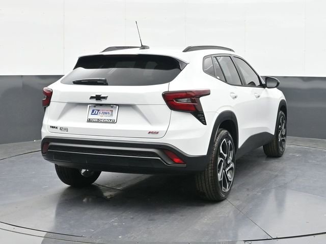 New 2026 Chevrolet Trax RS w/ Sunroof Package image 11