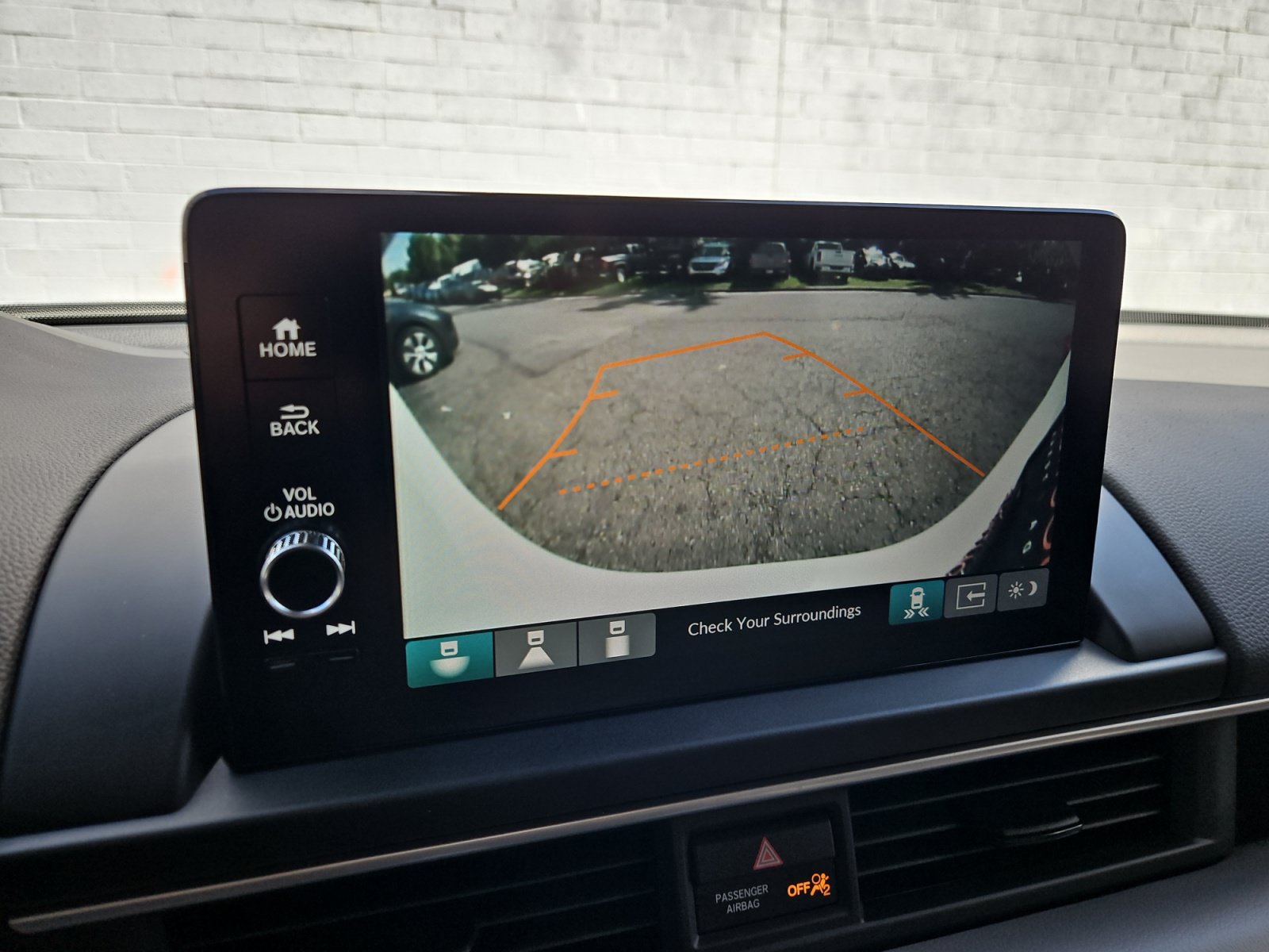 Used 2024 Honda Pilot Touring image 4