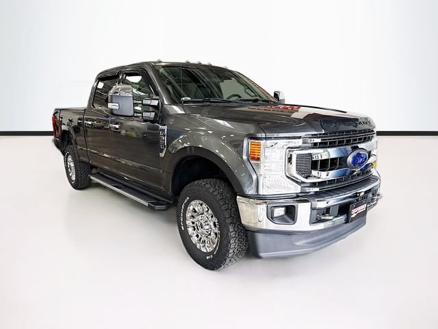 Used 2020 Ford F350 XLT w/ XLT Premium Package AWD/4WD image 3