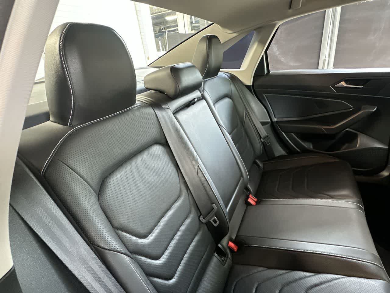 Used 2022 Volkswagen Jetta SEL FWD image 26