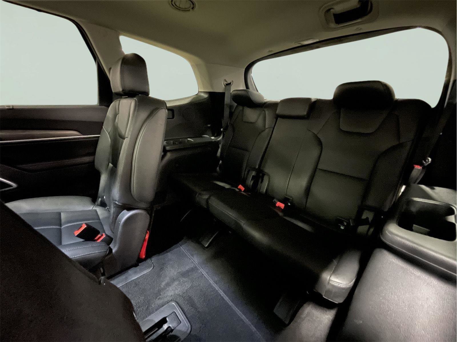 Used 2021 Kia Telluride EX w/ EX Premium Package image 17
