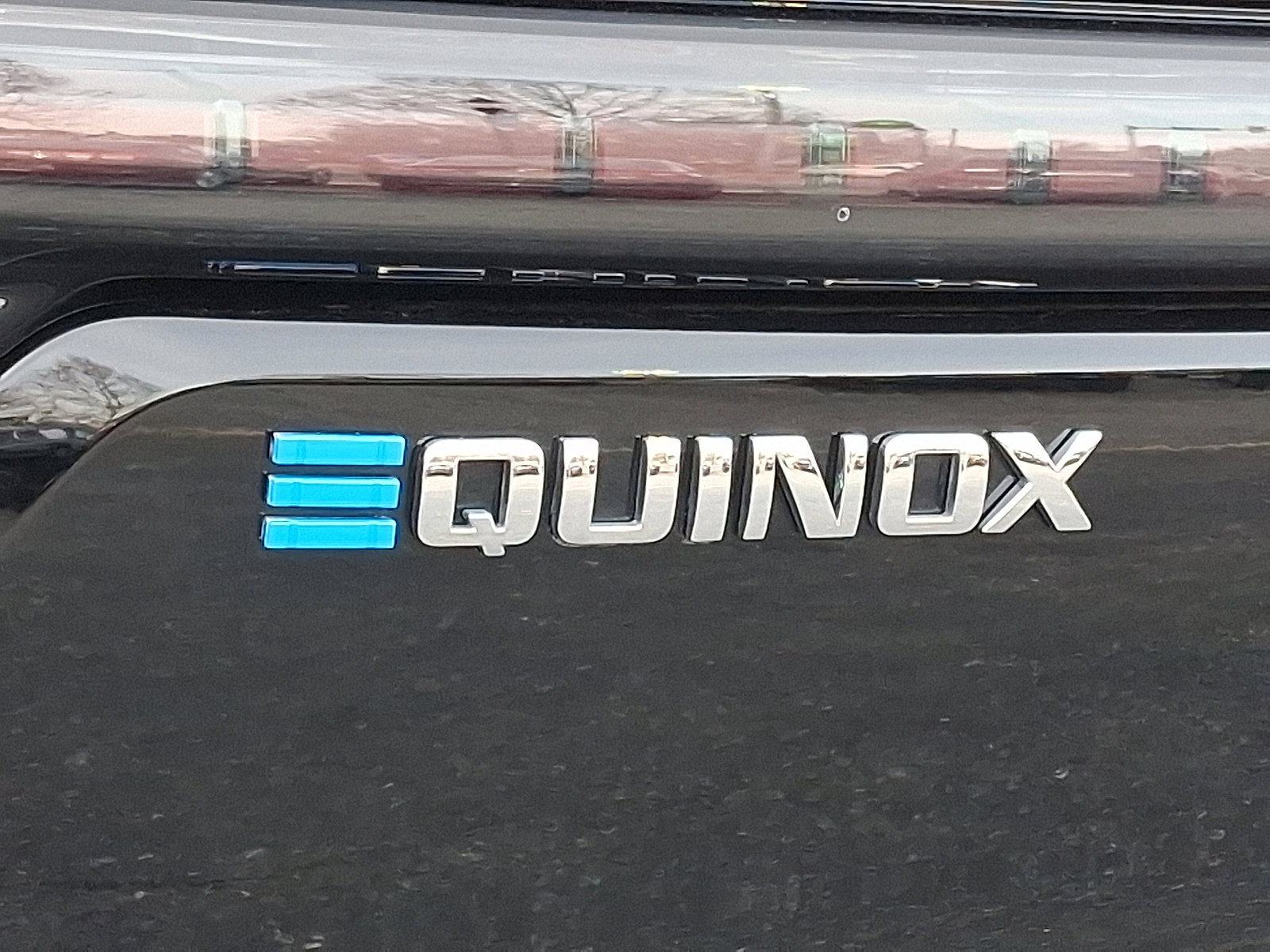 Used 2025 Chevrolet Equinox EV LT w/ Convenience Package image 29