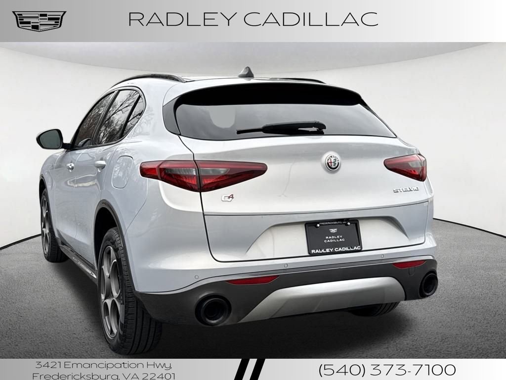 Used 2022 Alfa Romeo Stelvio Ti w/ Active Assist Plus Package image 3