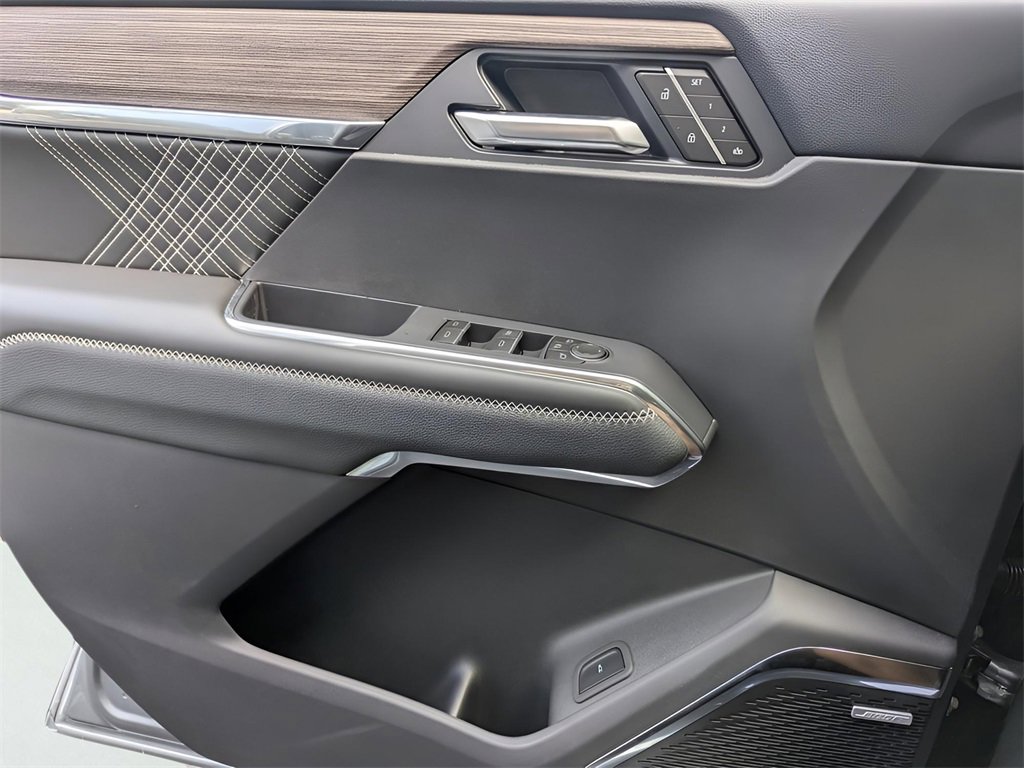 New 2026 GMC Acadia Denali w/ Super Cruise Package image 12