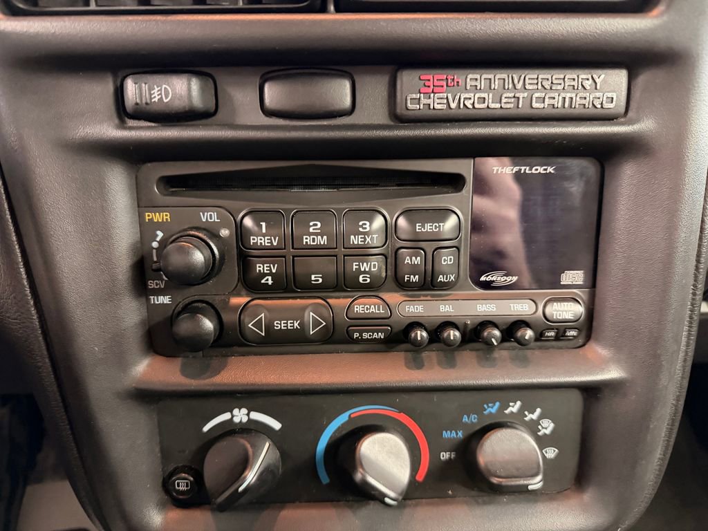 Used 2002 Chevrolet Camaro LT image 24