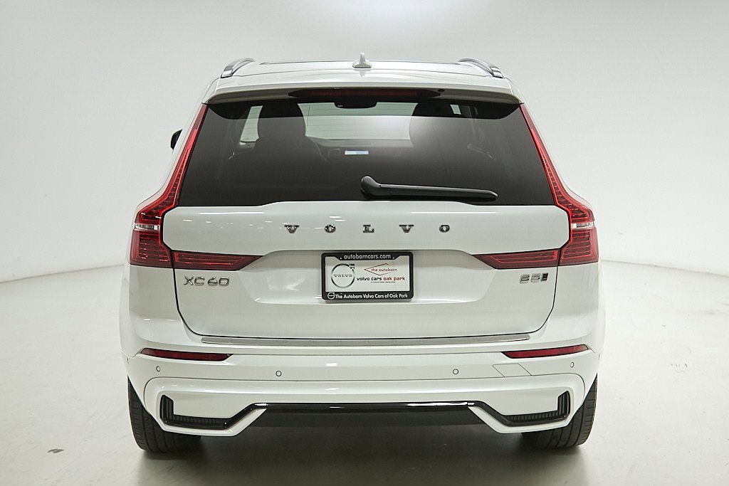 Certified 2023 Volvo XC60 B5 Plus w/ Protection Package Premier image 8