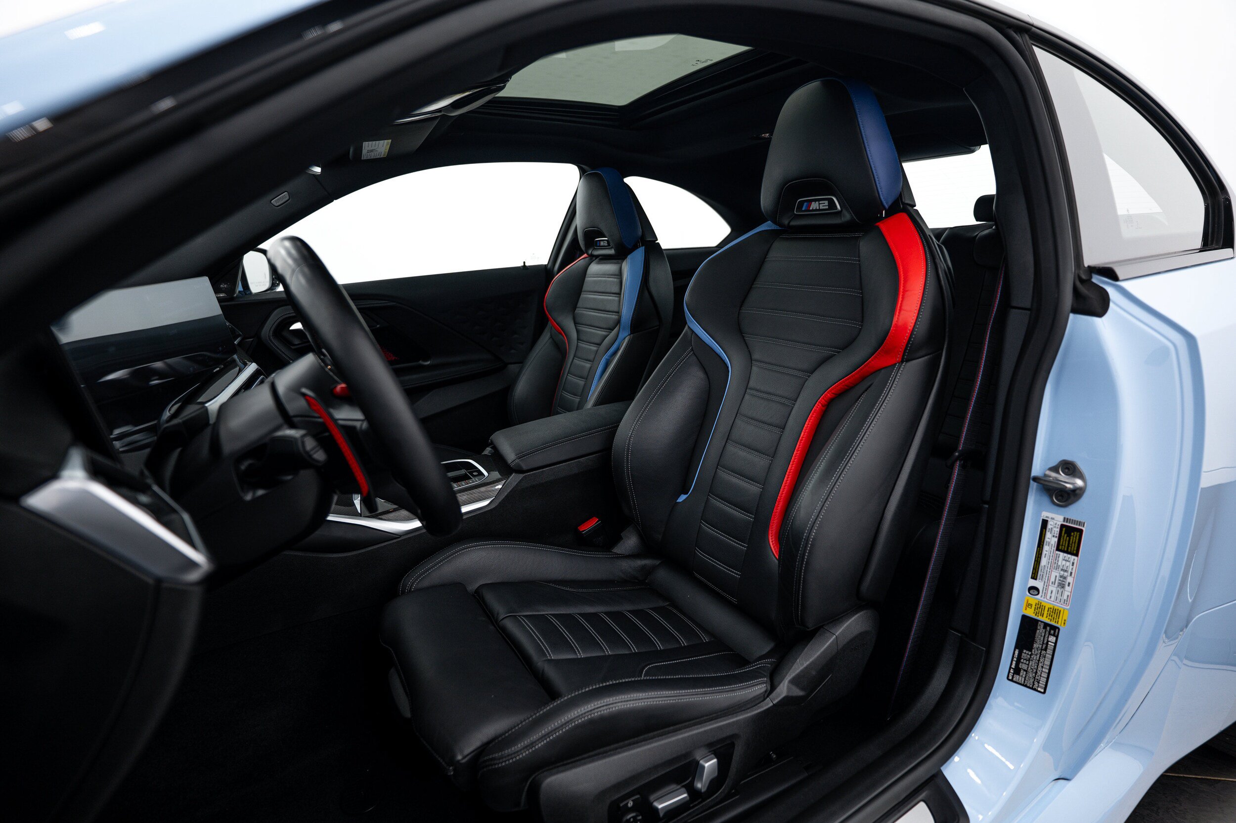 Used 2023 BMW M2 RWD image 15