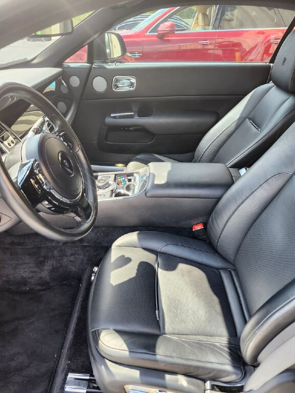 Used 2015 Rolls-Royce Wraith RWD image 18