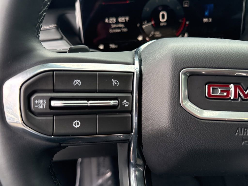 Used 2025 GMC Acadia Elevation FWD image 16