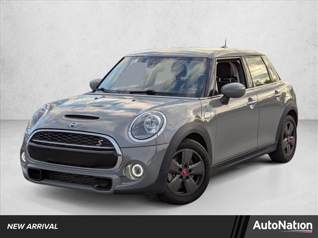 Used 2021 MINI Cooper S image 1