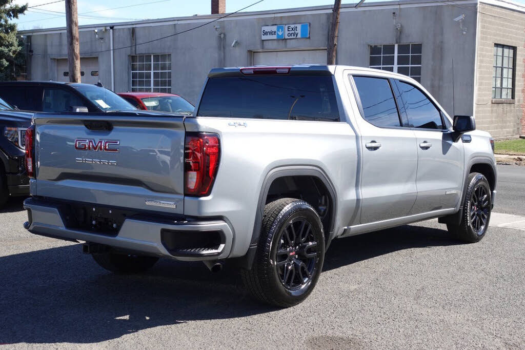 Used 2024 GMC Sierra 1500 Elevation AWD/4WD image 4