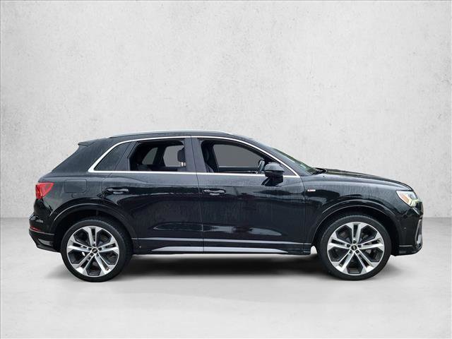 Used 2020 Audi Q3 2.0T Prestige w/ Prestige Package image 4