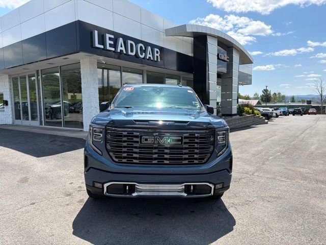 Used 2025 GMC Sierra 1500 Denali Ultimate AWD/4WD image 8