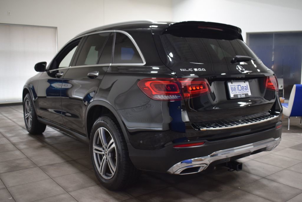 Used 2022 Mercedes-Benz GLC 300 4MATIC image 2