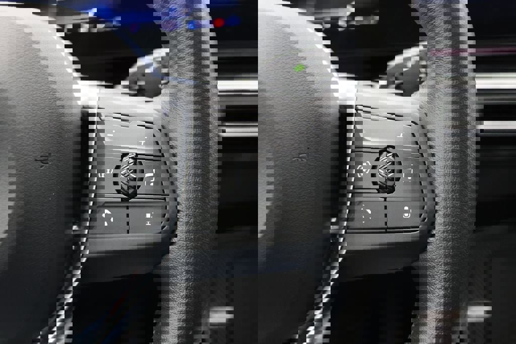 Used 2025 BMW X1 xDrive28i image 20