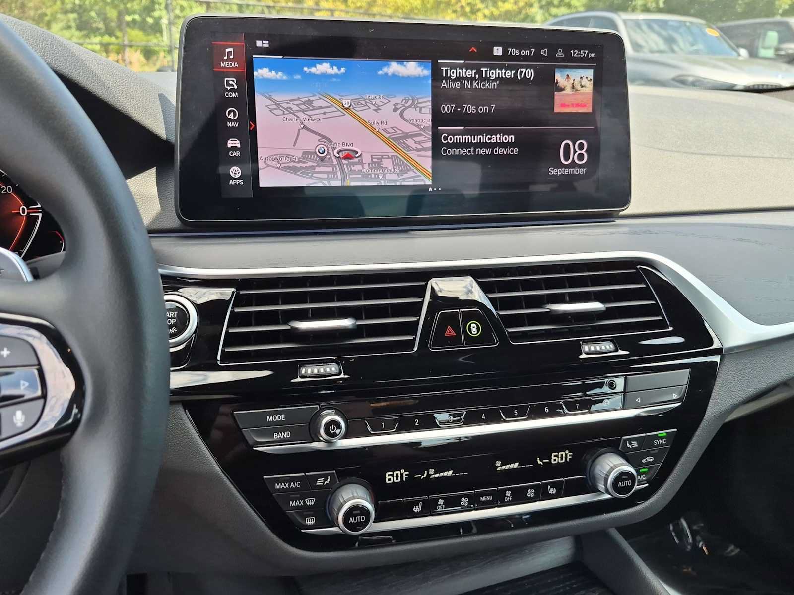 Used 2023 BMW 540i xDrive w/ Premium Package AWD/4WD image 30
