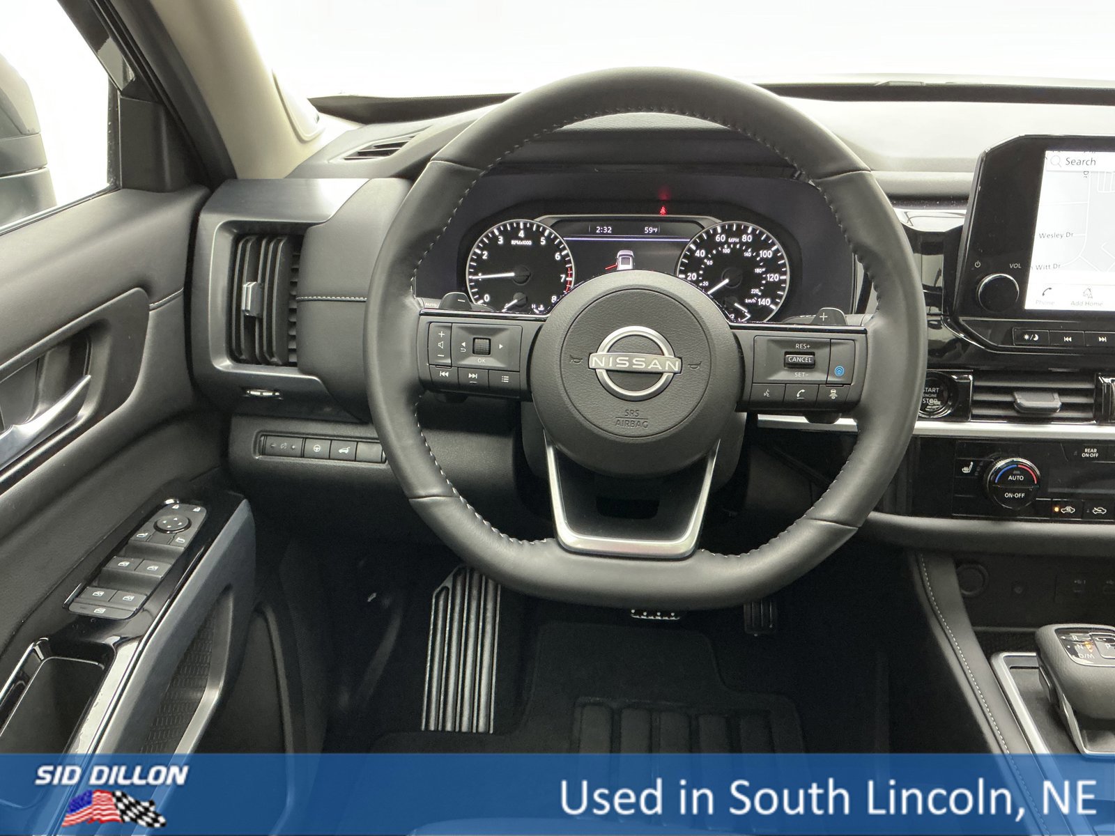 Used 2025 Nissan Pathfinder SL w/ SL Premium Package image 21