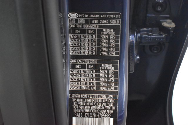 Used 2019 Land Rover Discovery Sport HSE AWD/4WD image 29