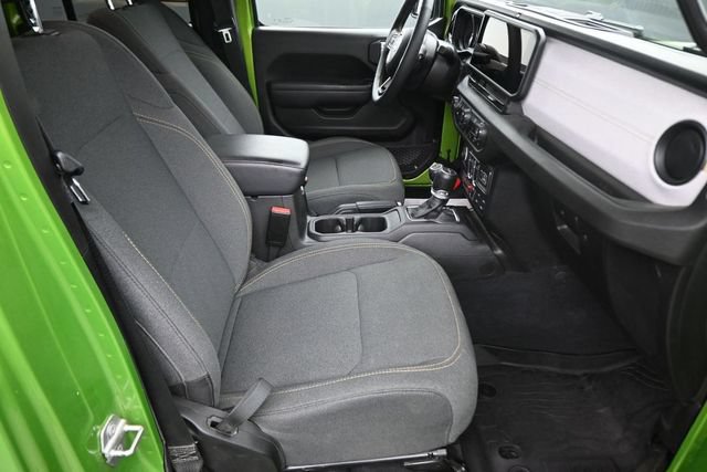 Used 2025 Jeep Gladiator Sport AWD/4WD image 22