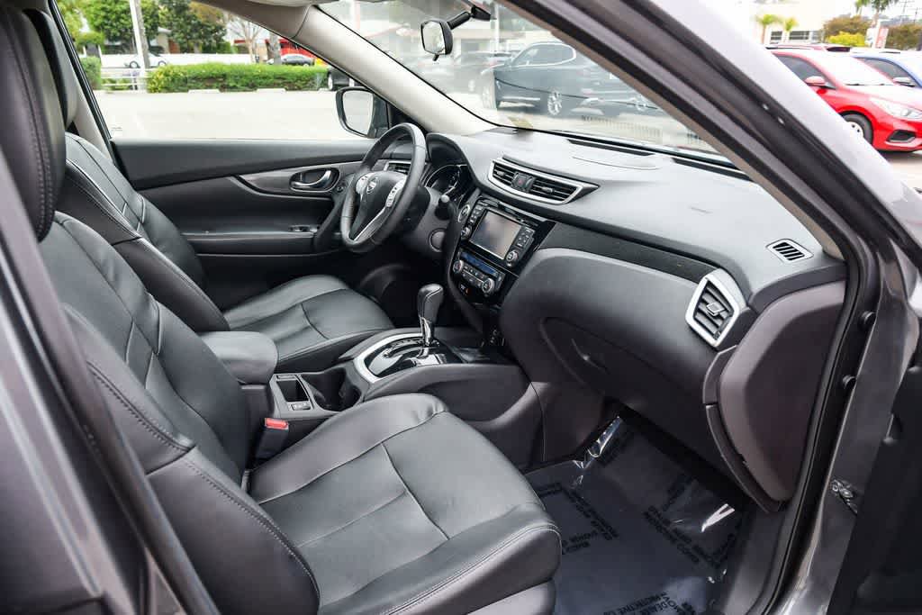 Used 2016 Nissan Rogue SL w/ SL Premium Package image 15