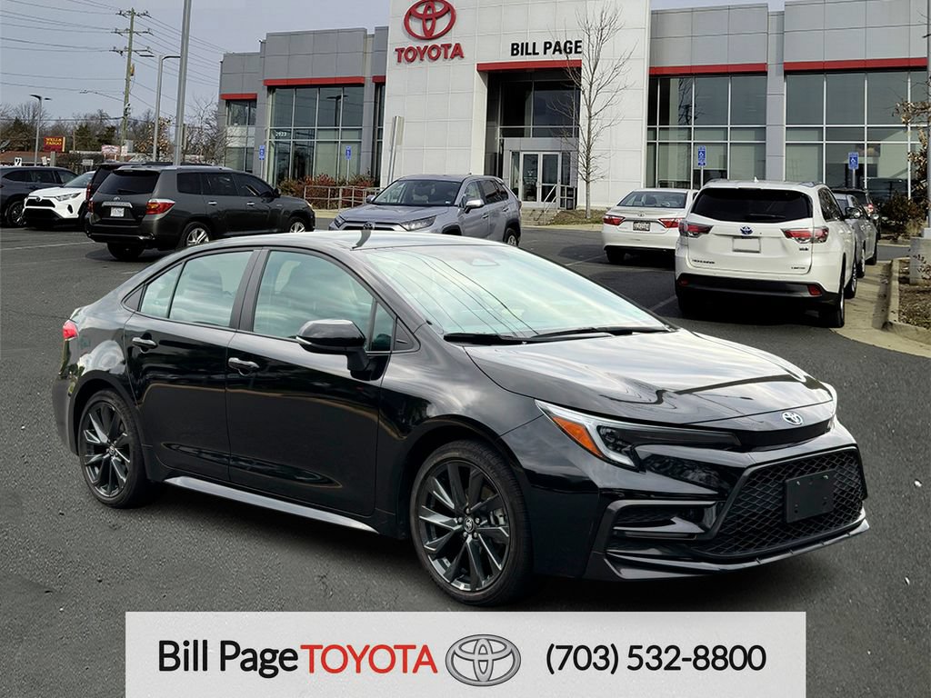 Used 2025 Toyota Corolla SE FWD image 1