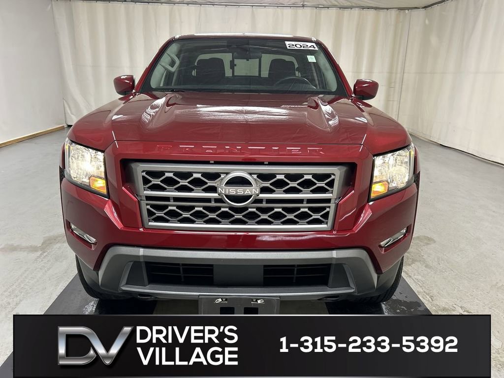 Used 2024 Nissan Frontier SV w/ SV Convenience Package AWD/4WD image 3