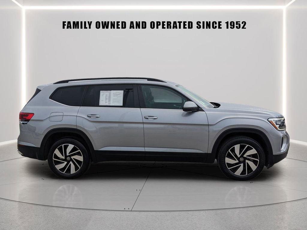 Certified 2025 Volkswagen Atlas SE AWD/4WD image 7