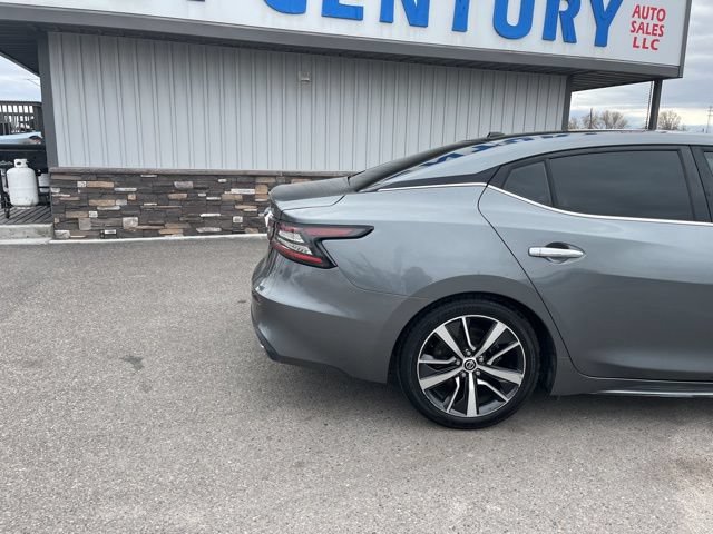 Used 2020 Nissan Maxima 3.5 SL w/ Floor Mat Group FWD image 16