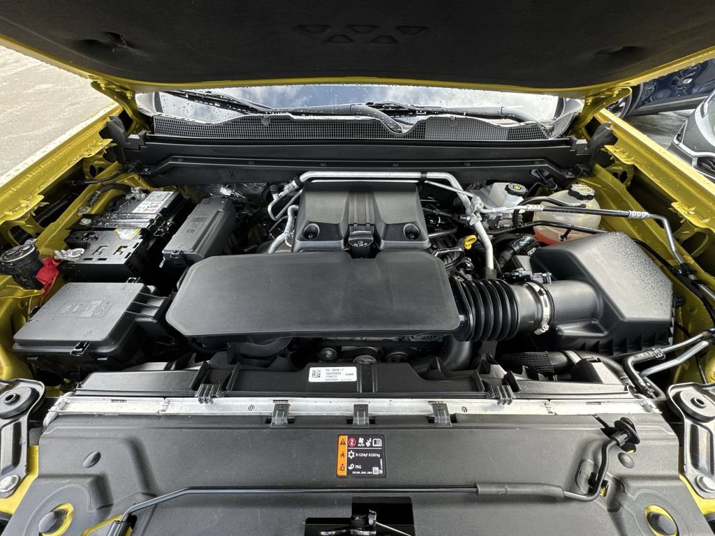 Used 2023 Chevrolet Colorado Trail Boss w/ Technology Package AWD/4WD image 25
