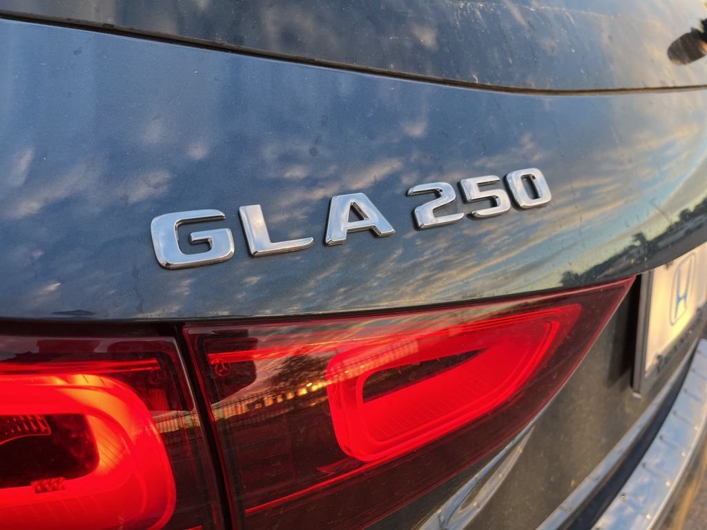 Used 2023 Mercedes-Benz GLA 250 4MATIC image 8